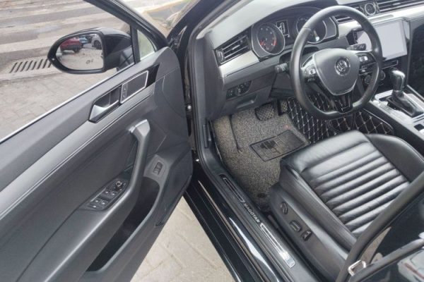 Used   2017  Volkswagen Magotan  330TSI DSG Leading Model - 图片 15