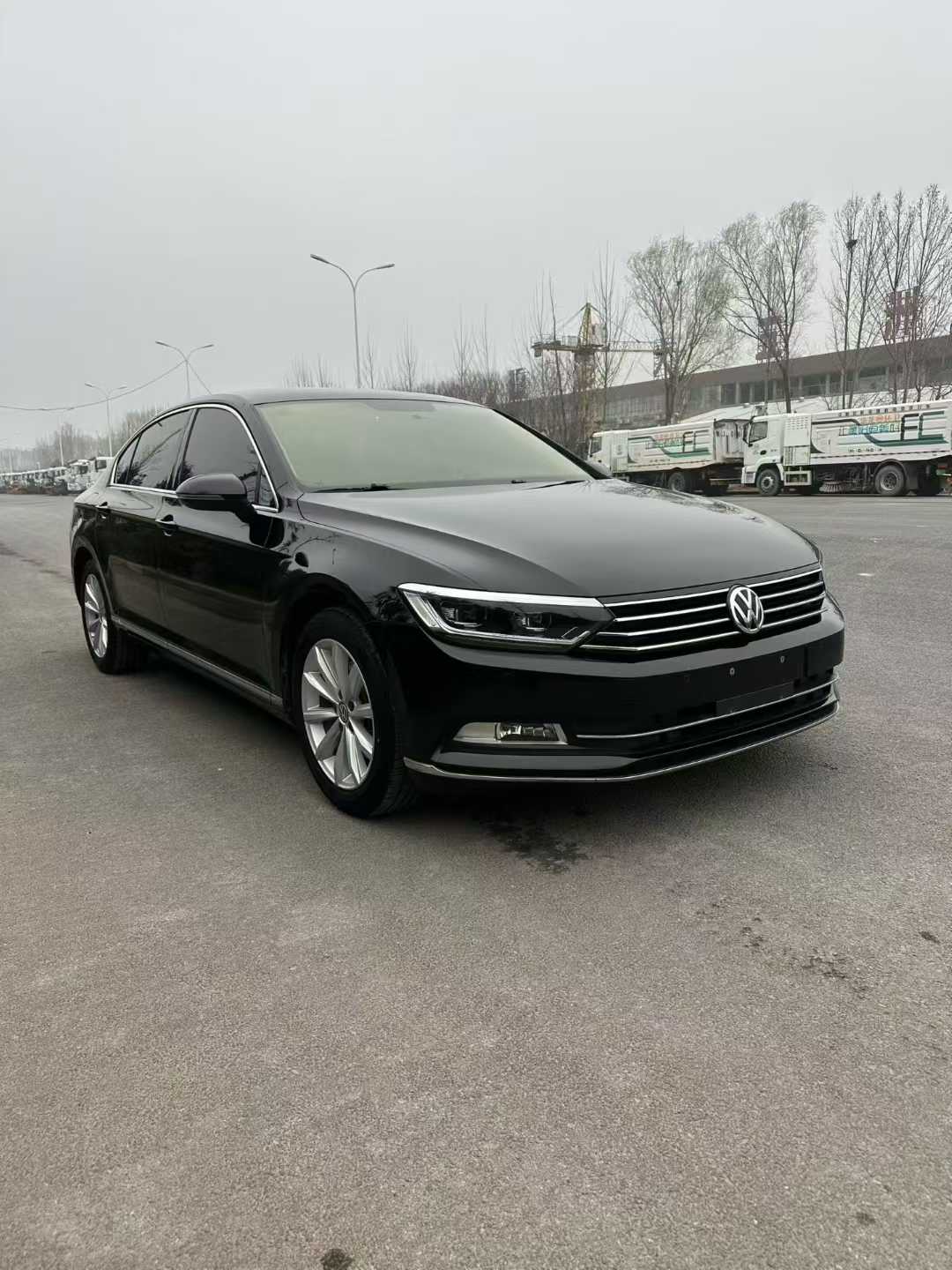 Used   2017  Volkswagen Magotan  330TSI DSG Leading Model - 图片 2