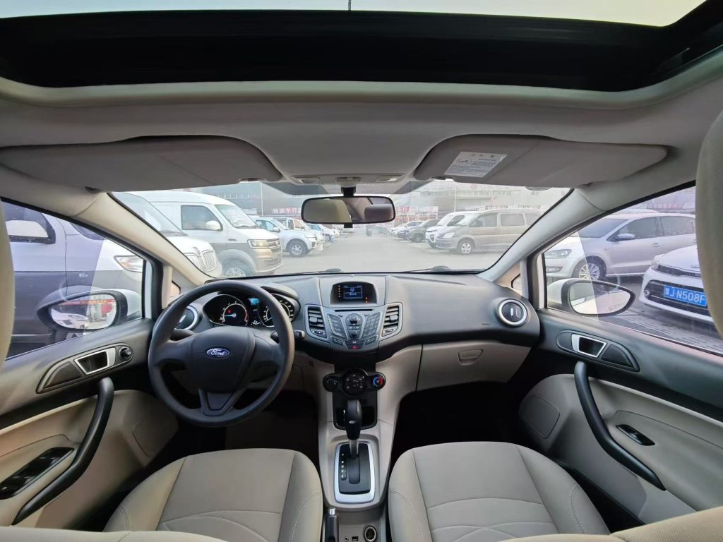 Used 2014 Ford Fiesta model, three-box, 1.5L automatic transmission